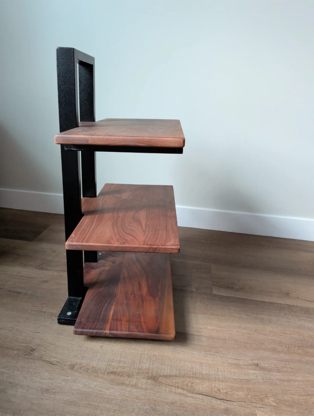 3-Tier Wooden Audio Rack - photo 2