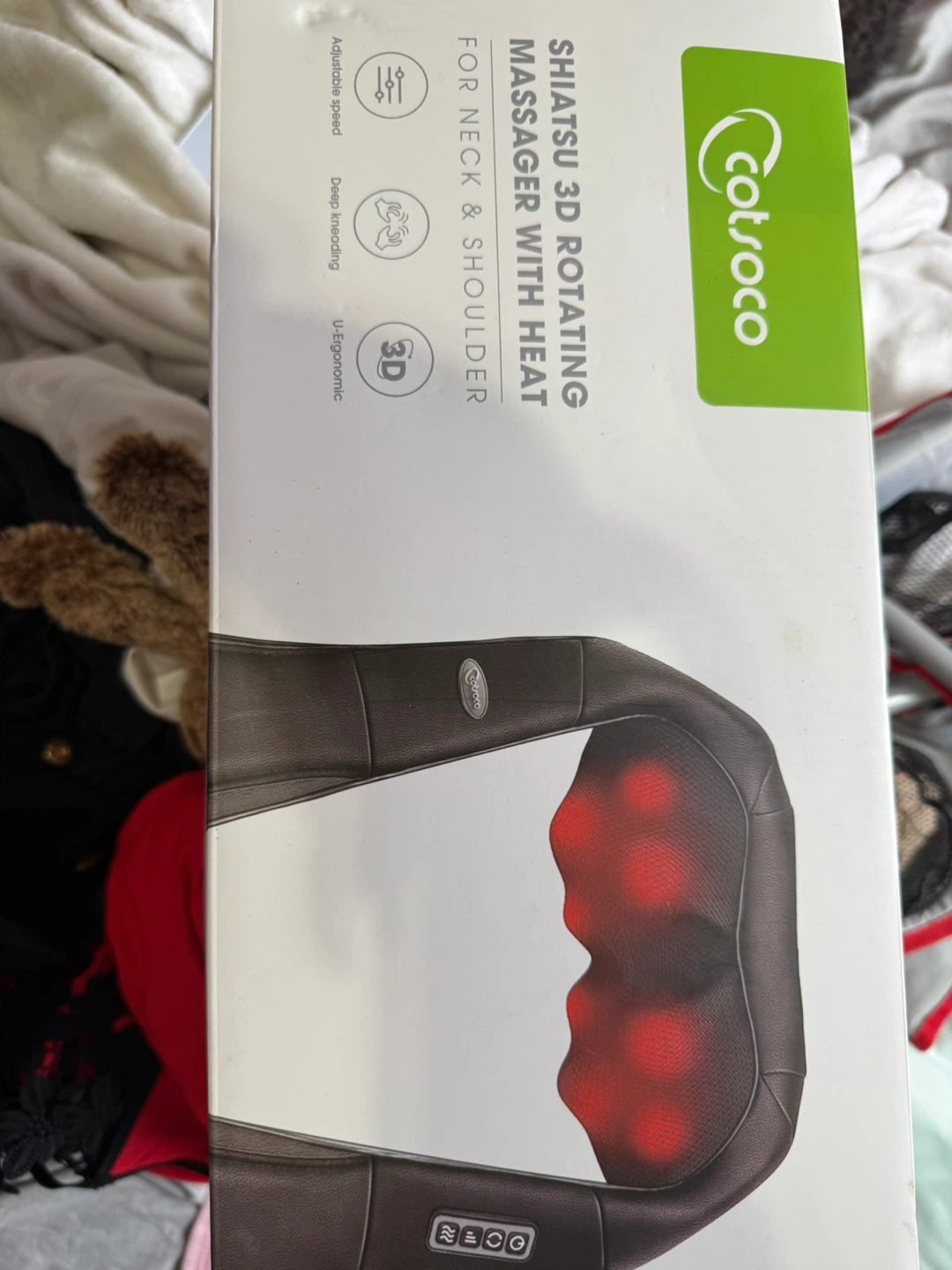 Cotruco Shiatsu 3D Rotating Neck and Shoulder Massager with Heat - photo 2