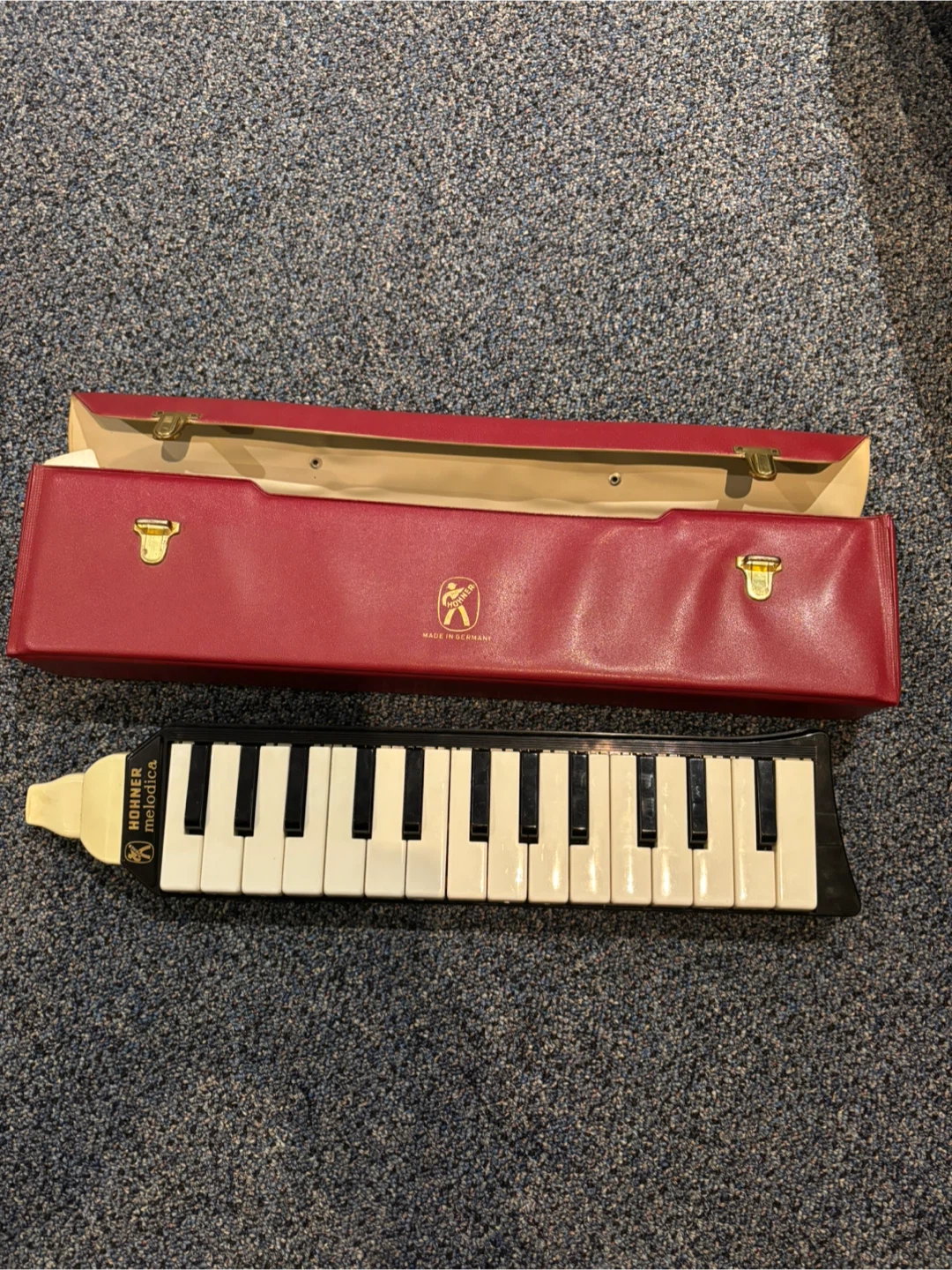 Hohner Melodica Piano 27