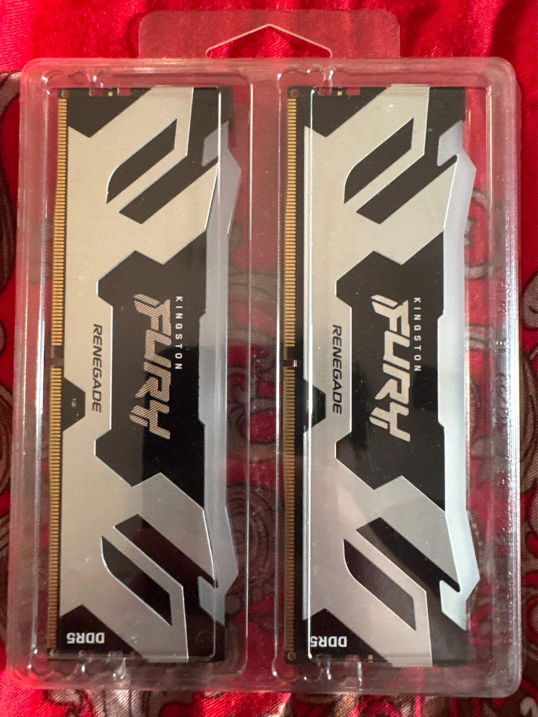 Kingston Fury Renegade DDR5 32GB 6400MT/s RGB RAM - photo 3