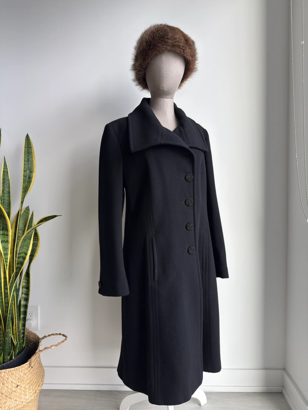 Black Woolblend Coat Size 16 - photo 3