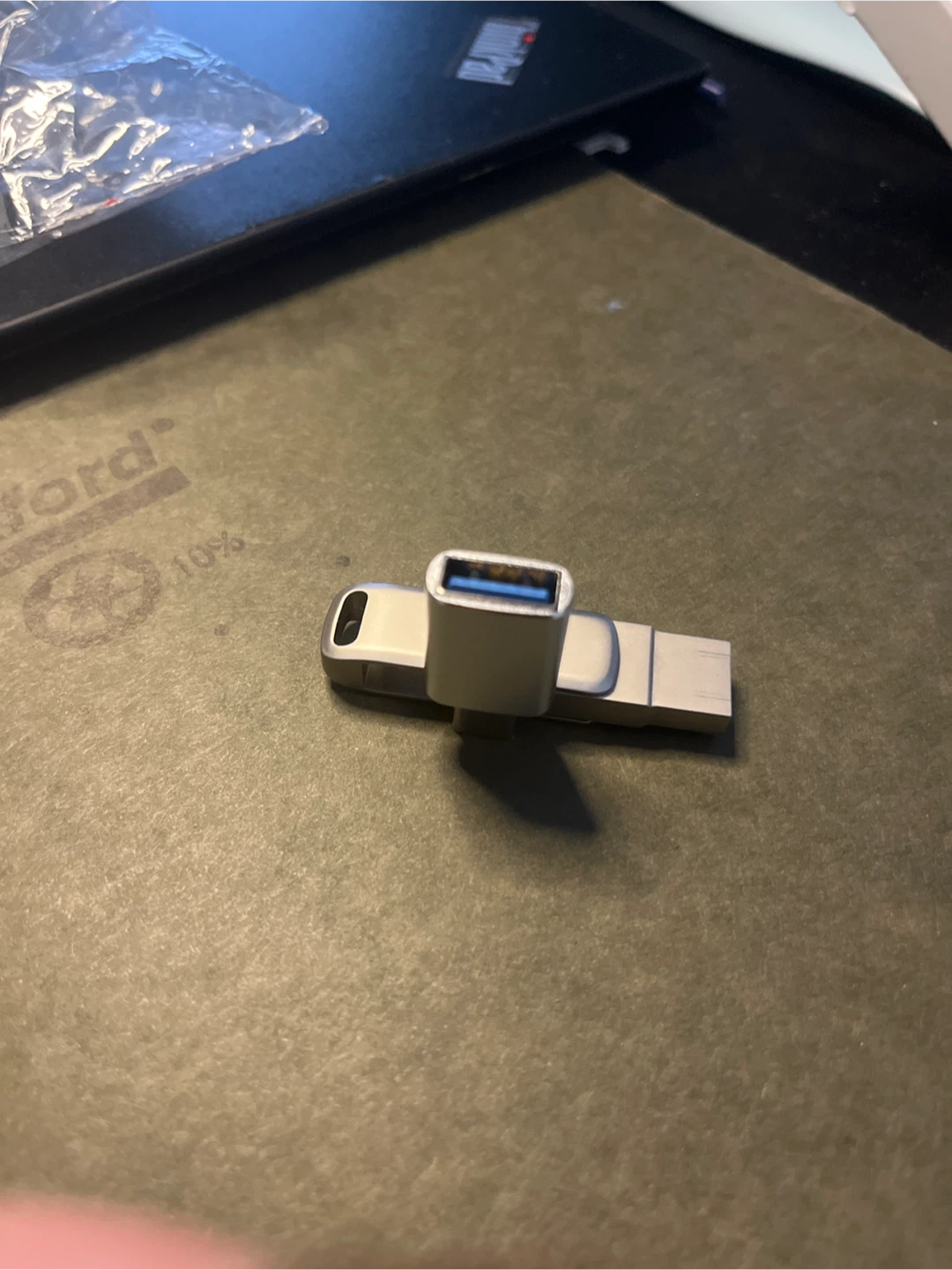 500GB USB Flash Drive for iPhone/iPad and other devices - photo 4