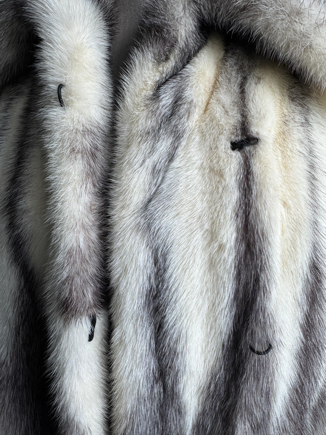 Arctic Marble Mink Fur Coat - photo 5