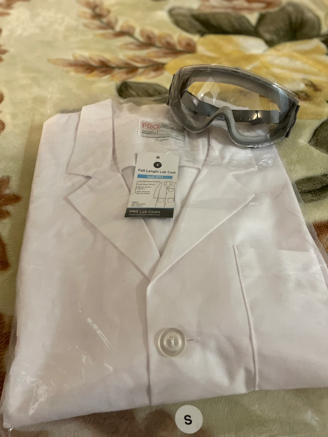PRO Lab Coat and Safety Goggles