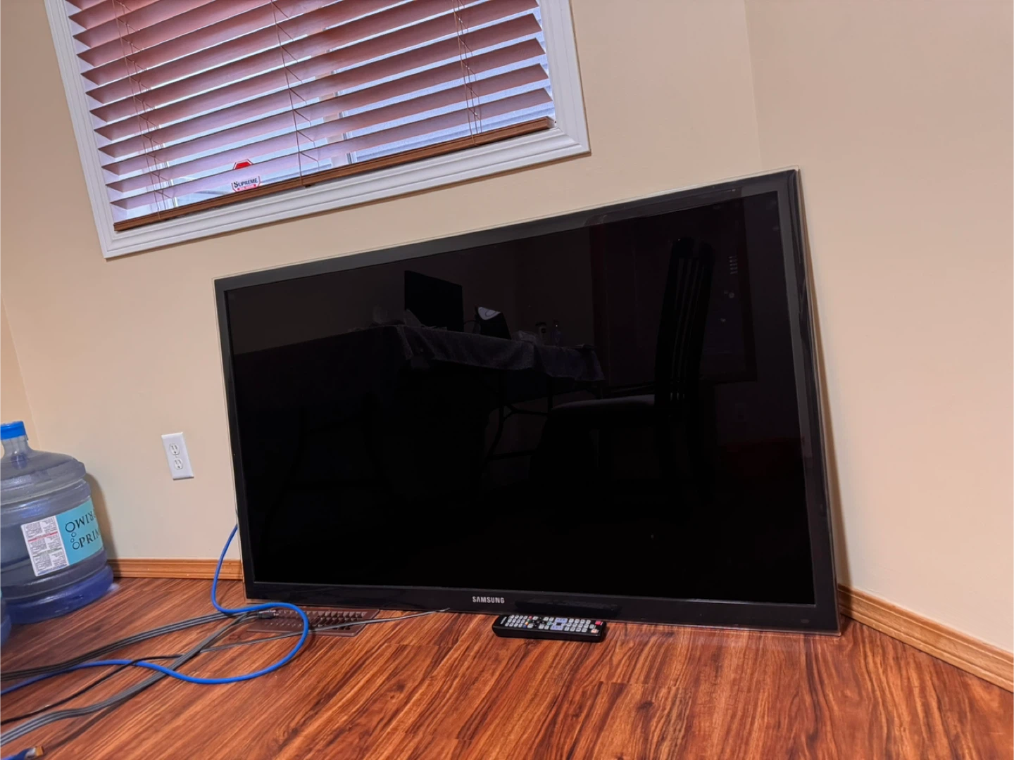 Samsung Flat Screen TV