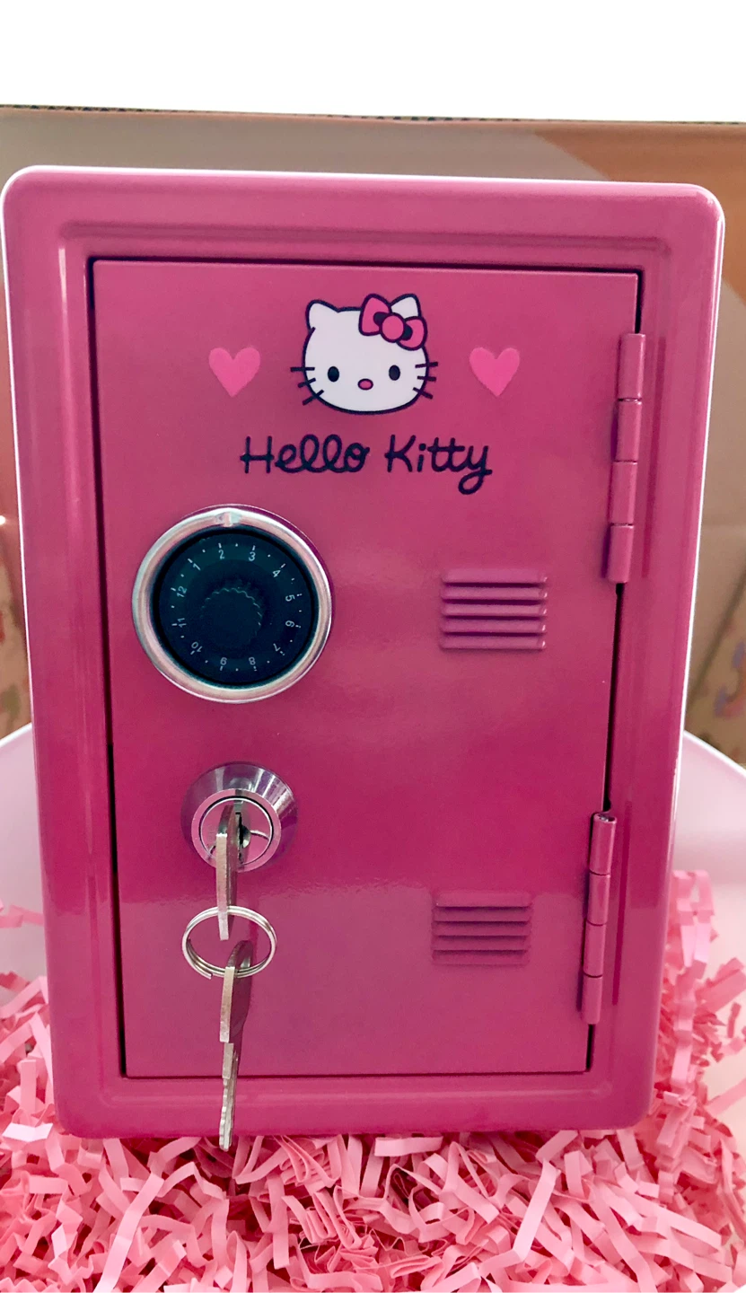 NEW Hello Kitty Pink Bank Safe/Locker with Lock and Keys