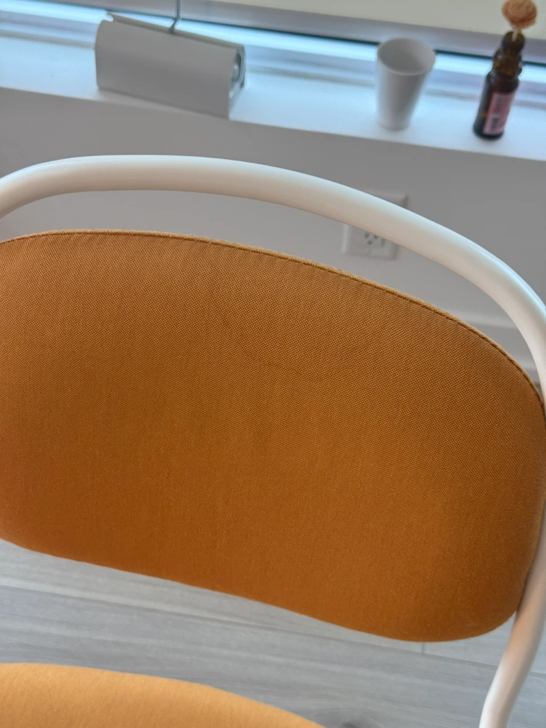 Orange fabric office chair - photo 2
