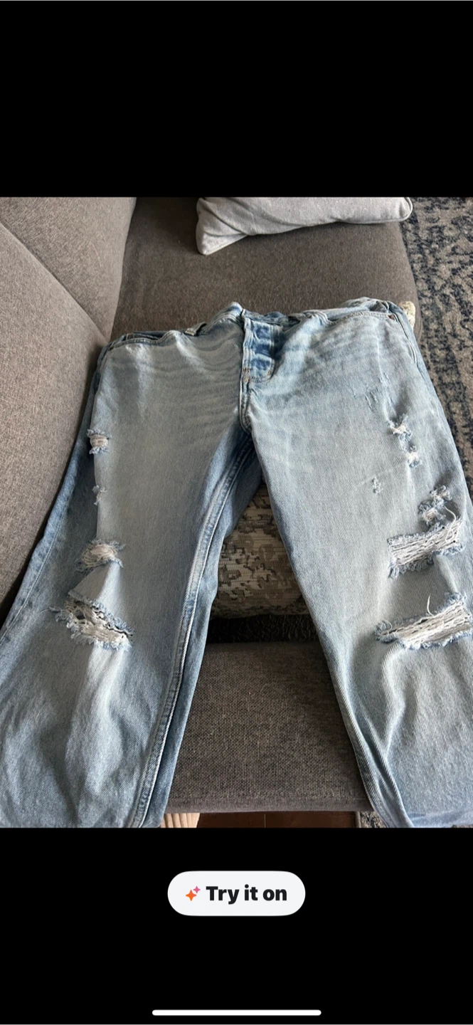 Old Navy Distressed Straight Leg Jeans