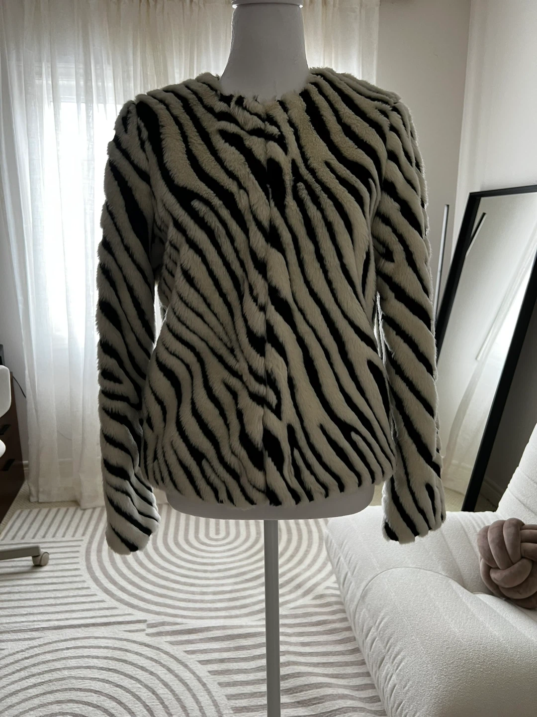 Fur Jacket - photo 3