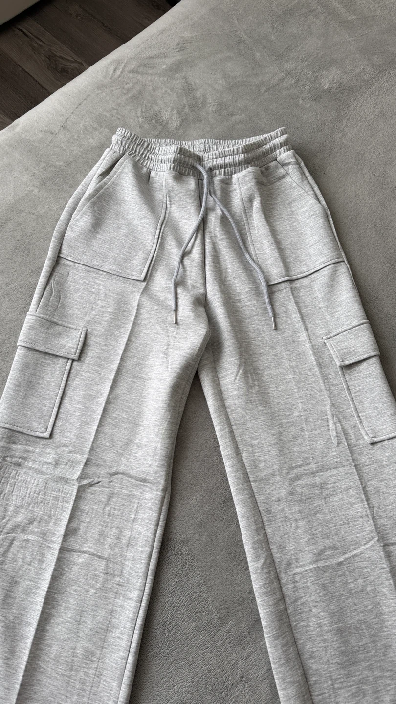Grey Cargo Sweatpants Size M - photo 3