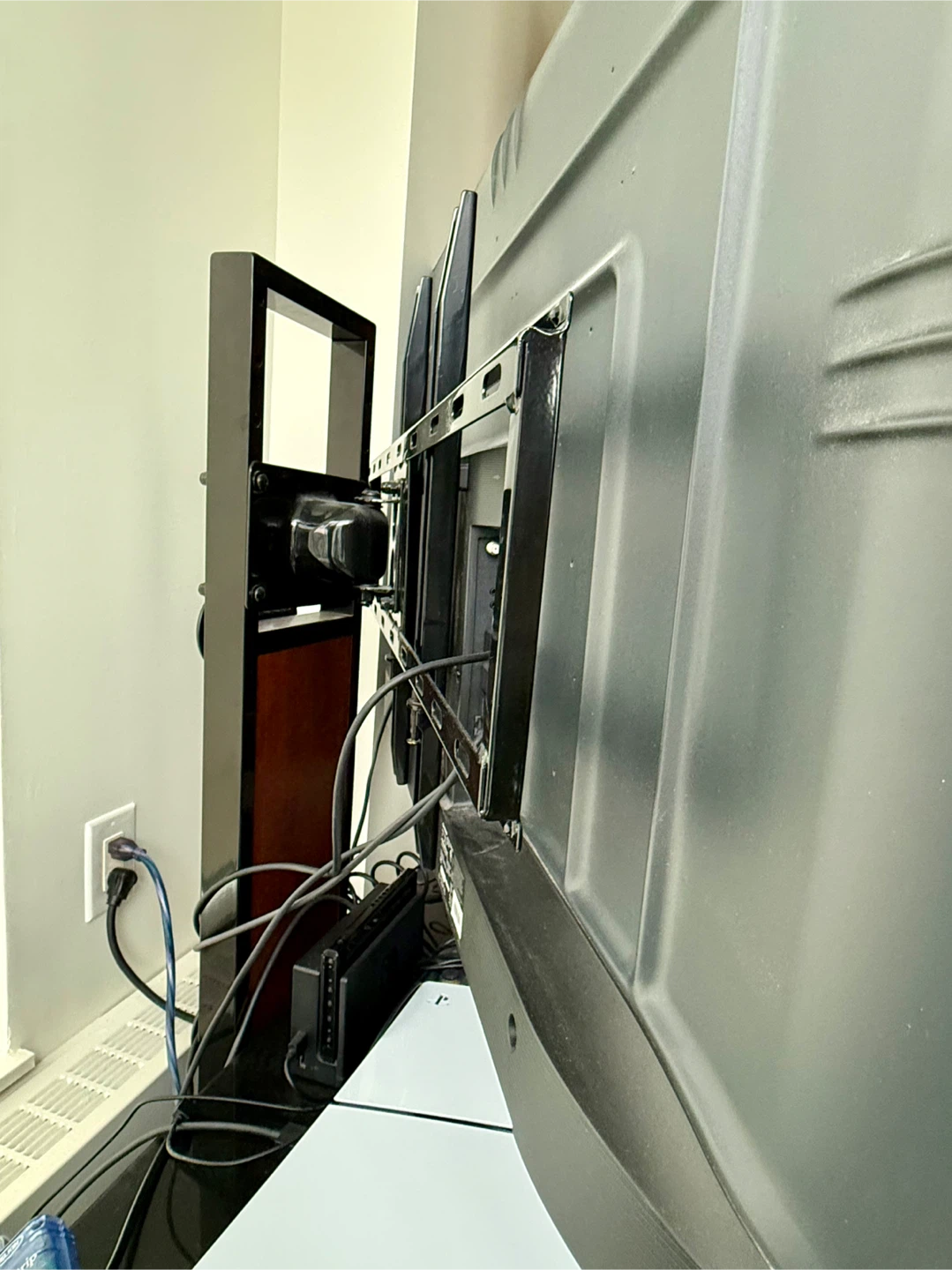 Sharp 50” TV with Mount Stand & 3-Tier Shelf – Complete Setup - photo 5
