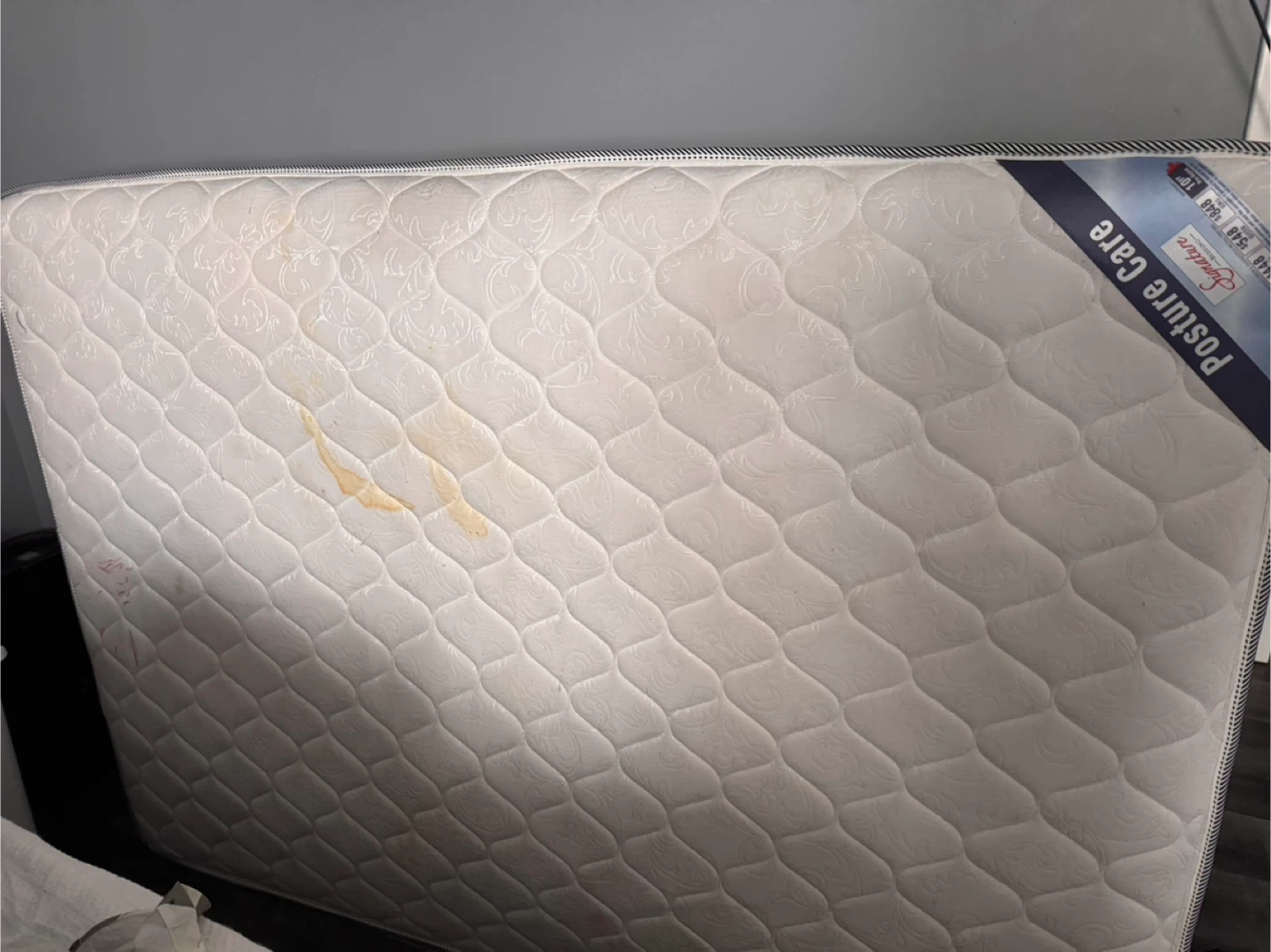 Twin bed mattress and box
