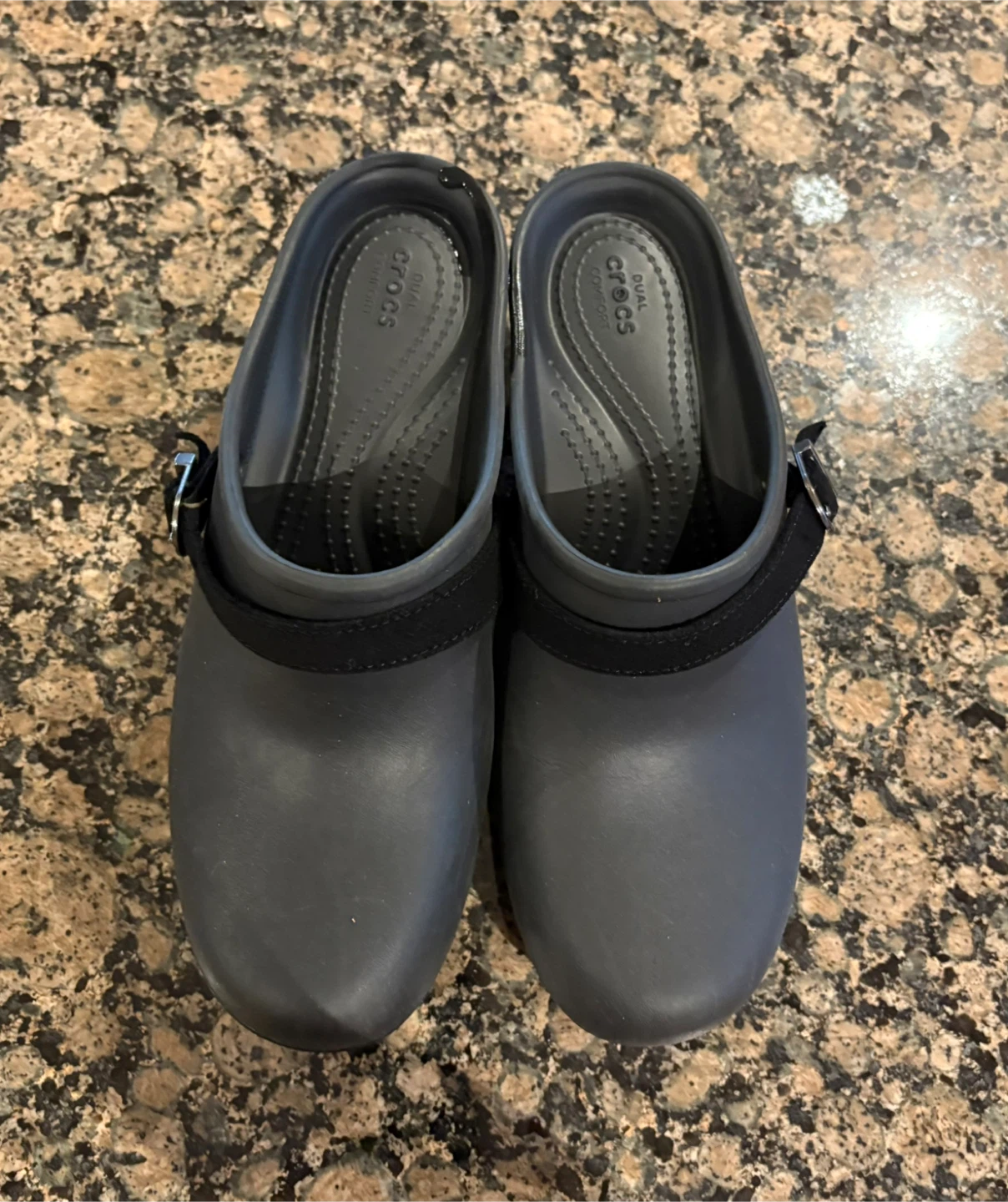 Crocs Women's Black Clog Shoes with Strap - photo 2