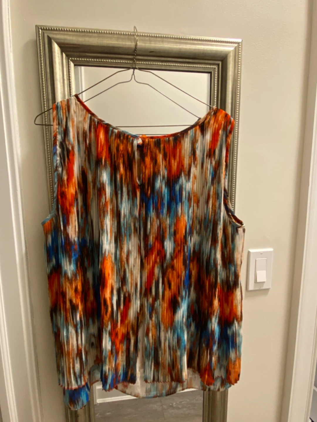 Sleeveless Abstract Print Blouse (PXL) - photo 3