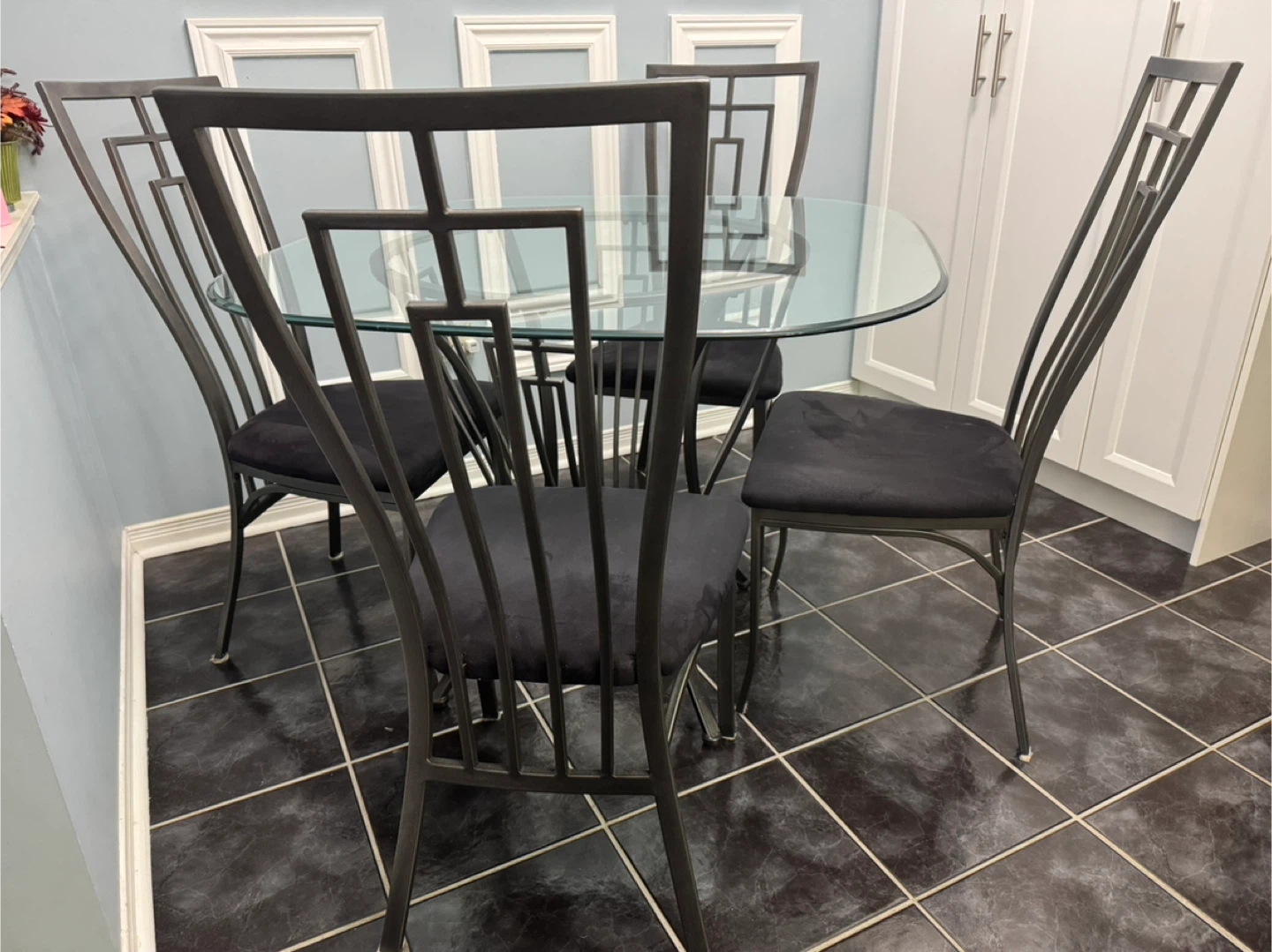 Dining Set - Glass Table and 4 Metal Chairs
