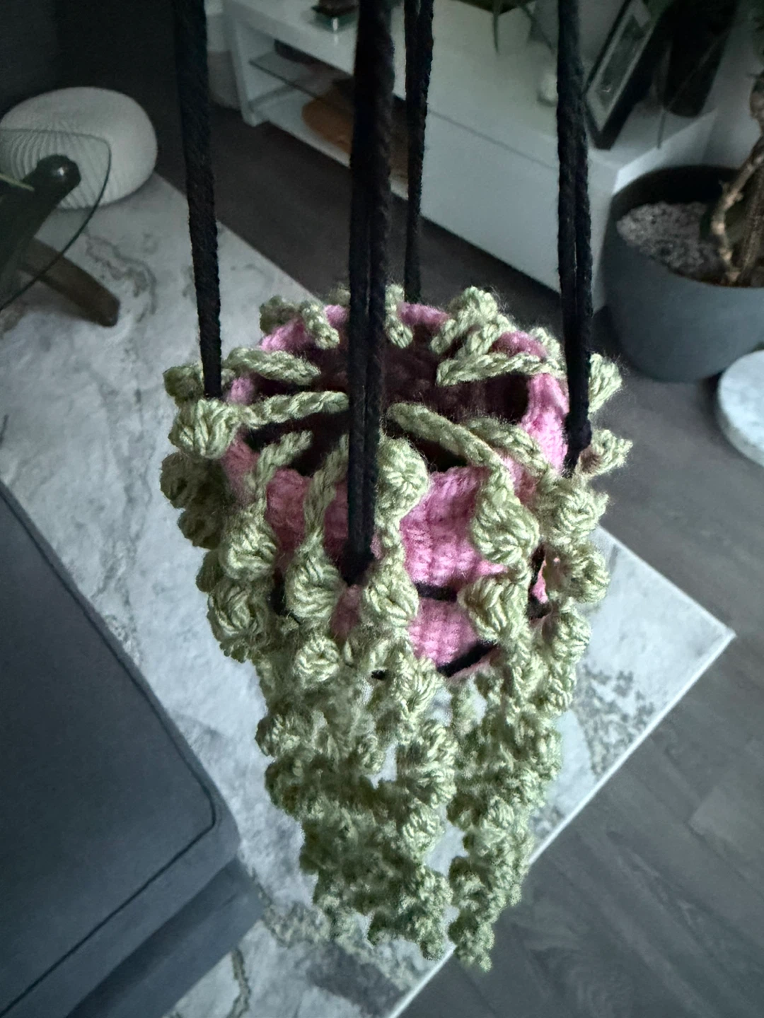 Crocheted Hanging Planter - photo 2