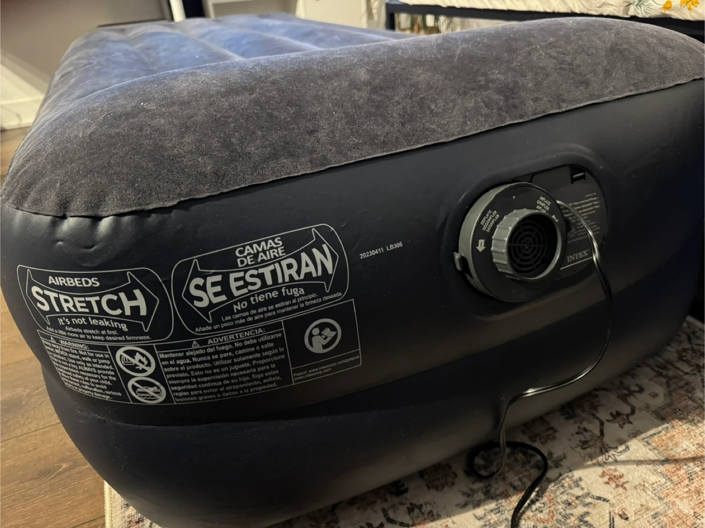 INTEX Air Mattress - photo 2