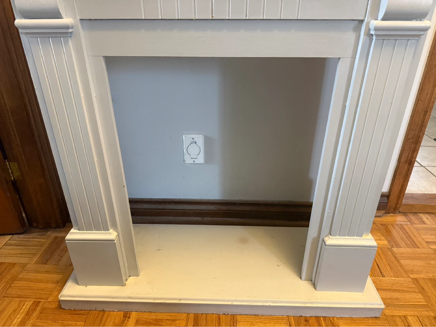 Decorative Fireplace Mantel - photo 4