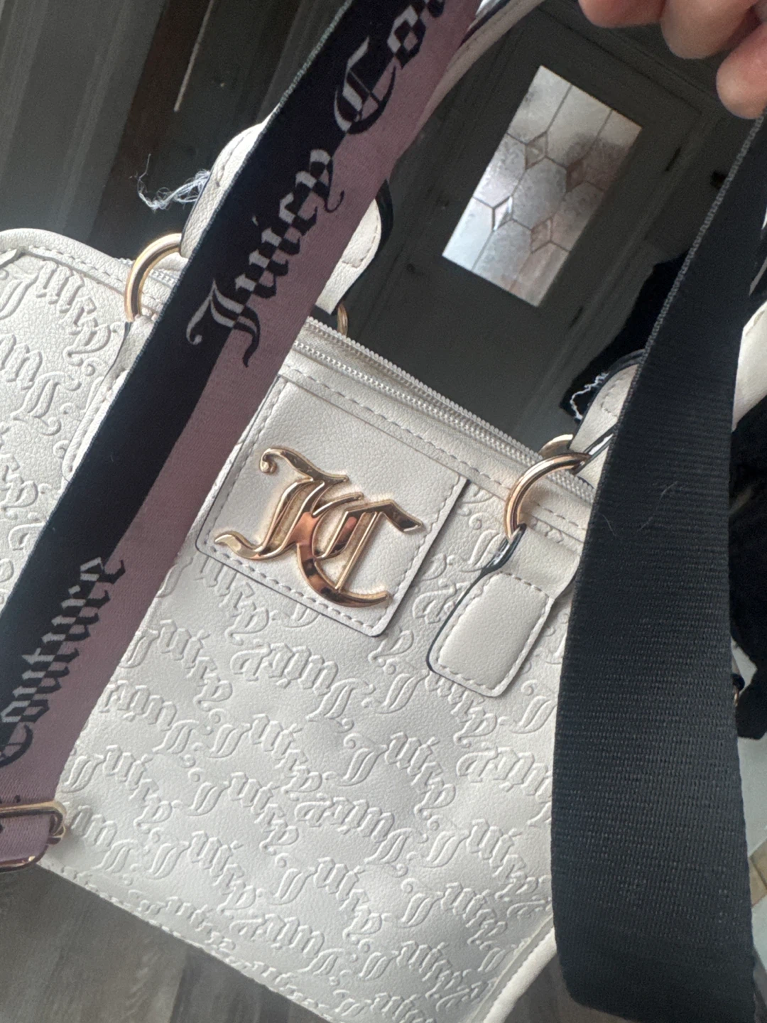 Juicy Couture White Embossed Logo Satchel Handbag - photo 2