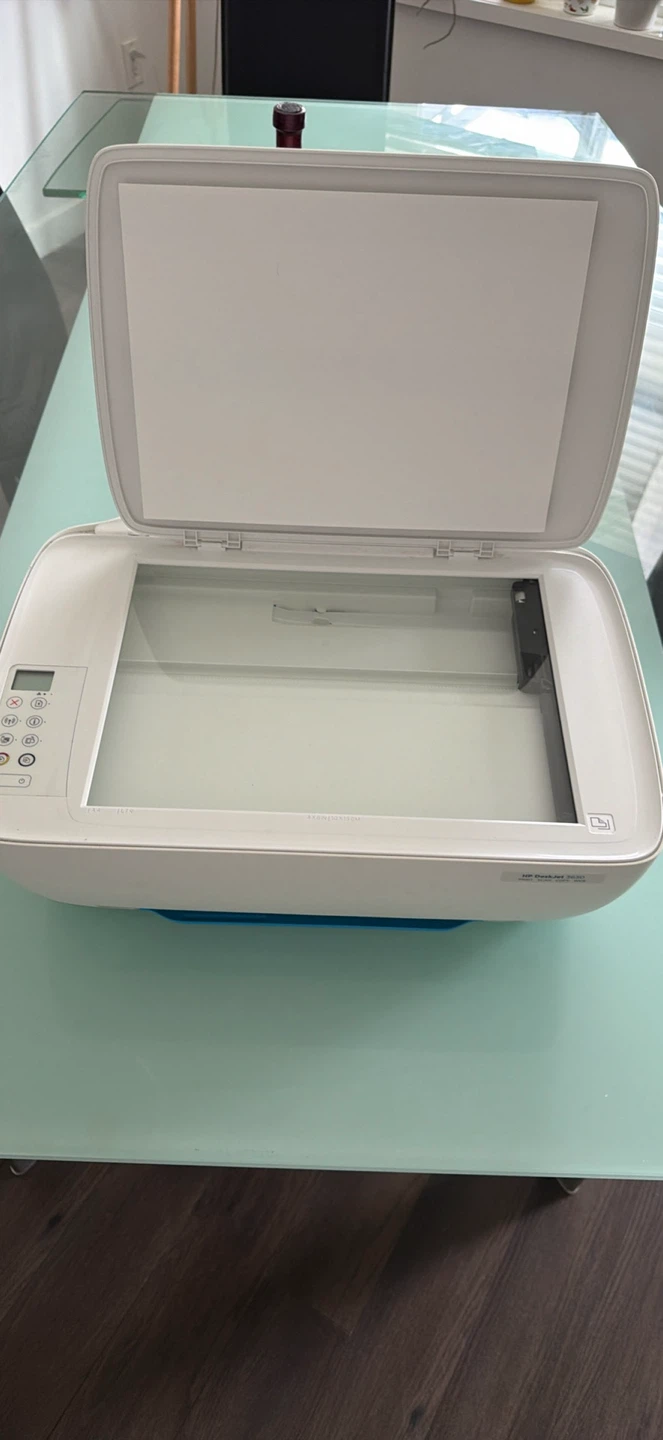 HP DeskJet 3755 All-in-One Printer - photo 2