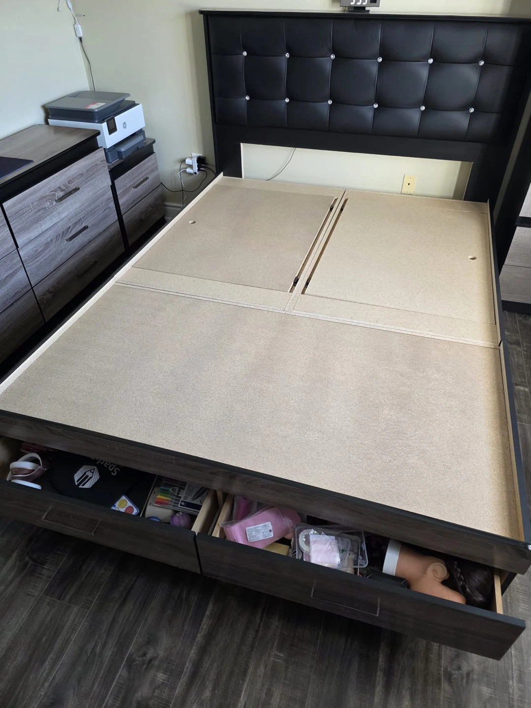 Queen Box Bed with mirror dresser and night table - photo 3