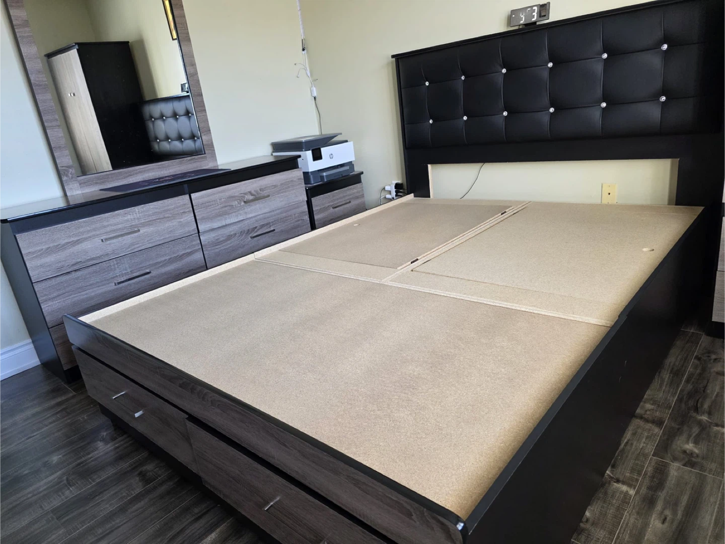 Queen Box Bed with mirror dresser and night table - photo 2
