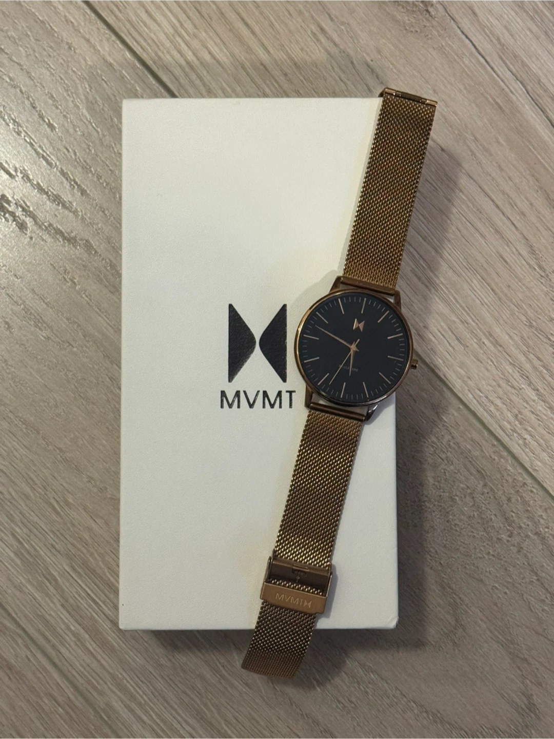 Gold/Black Woman’s watch