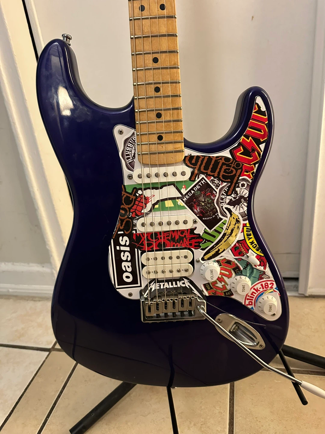 Fender Stratocaster Electric Guitar - photo 3