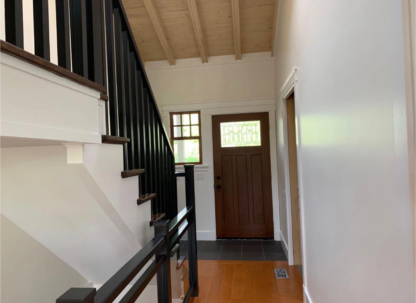 Interior house paint | Room | Doors | baseboard | Ceiling - photo 2