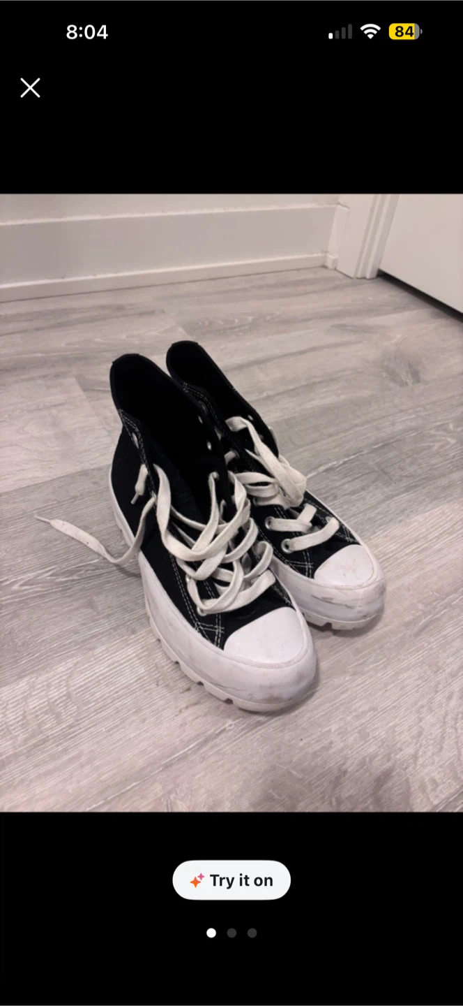 Converse Chuck Taylor - size 5.5