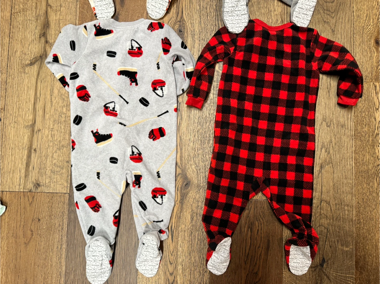12m Pekkle Red & Black MicroFleece Sleepers - photo 3