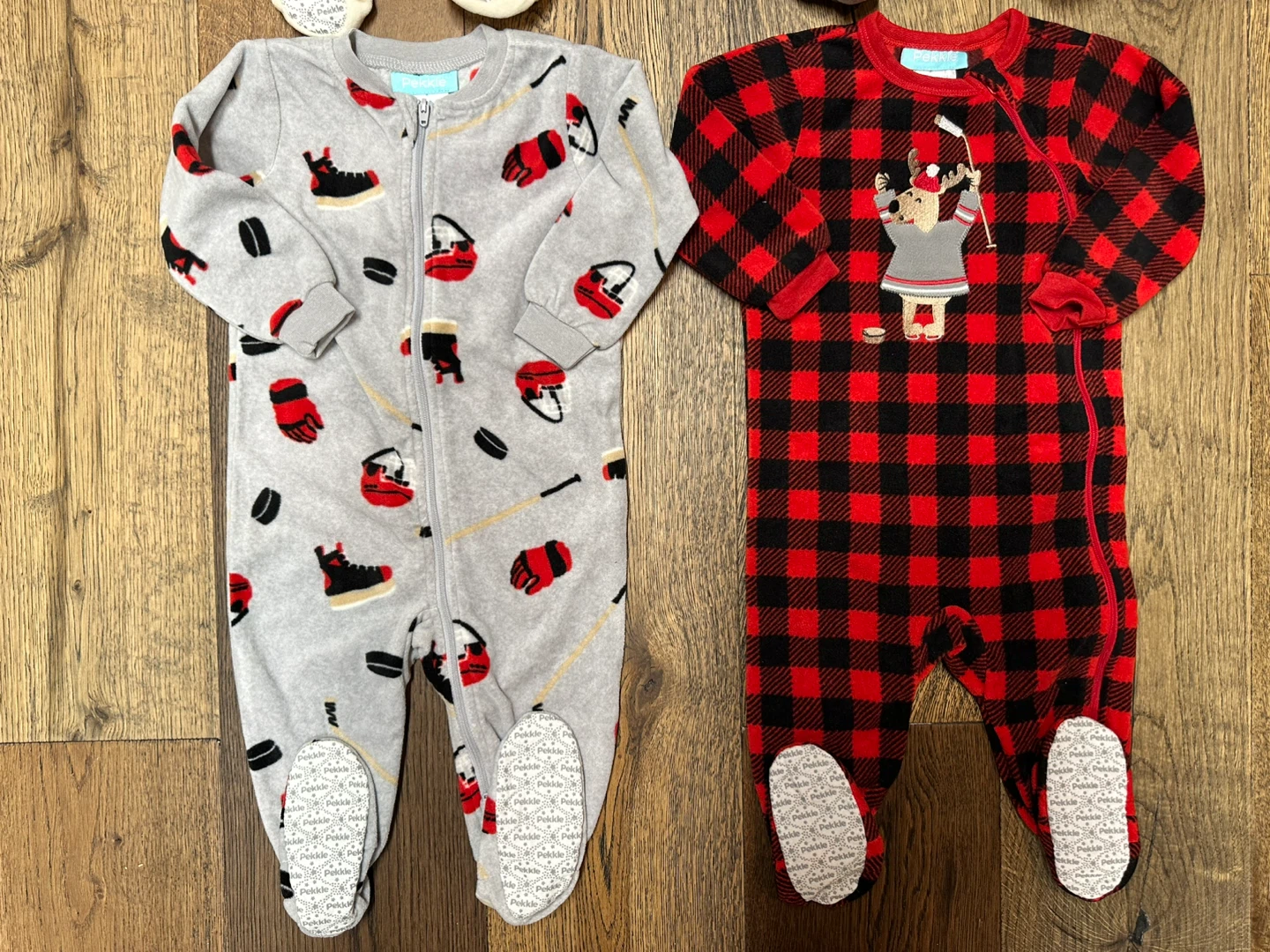 12m Pekkle Red & Black MicroFleece Sleepers - photo 2