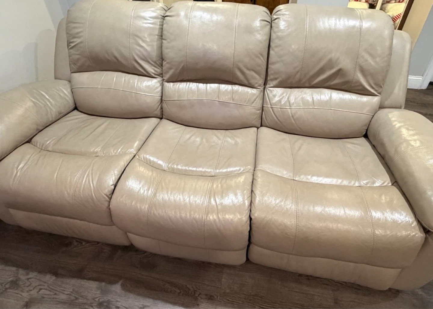 FREE Beige Leather 3-Seater Reclining Sofa
