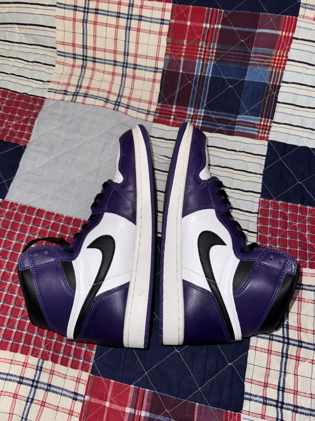 Air Jordan 1 Retro High Court Purple/White (10.5) - photo 4