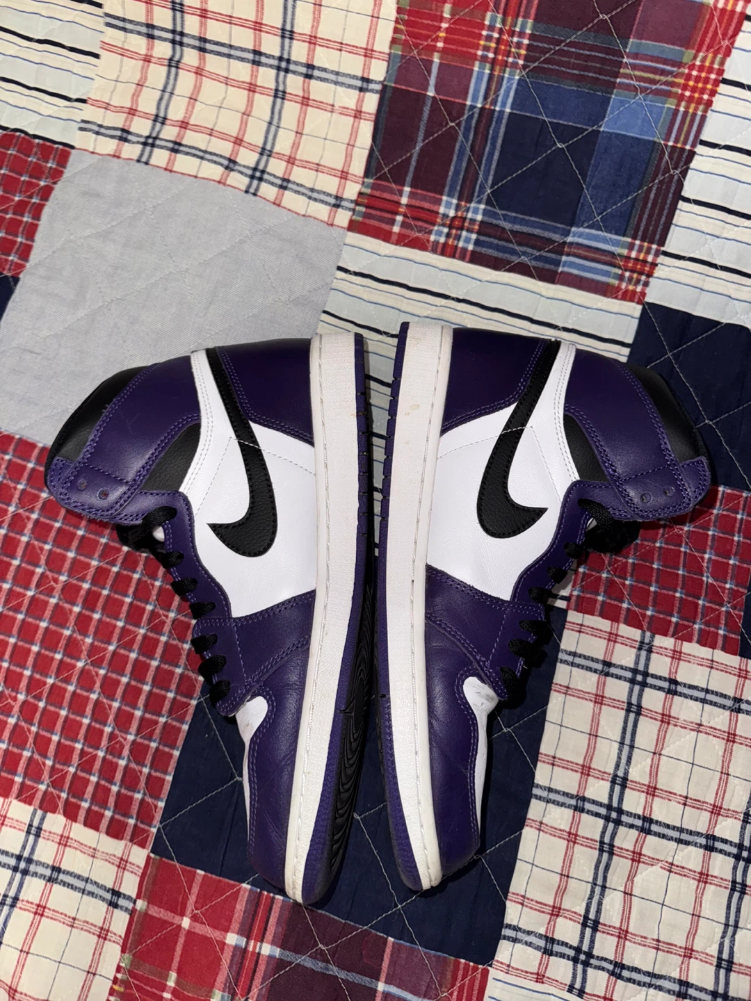 Air Jordan 1 Retro High Court Purple/White (10.5) - photo 5