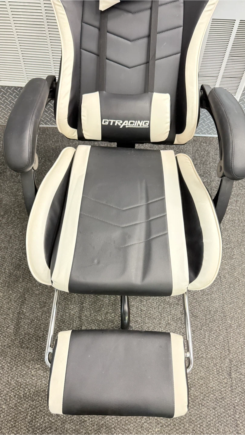 GTRACING Gaming Chair with Footrest - photo 2