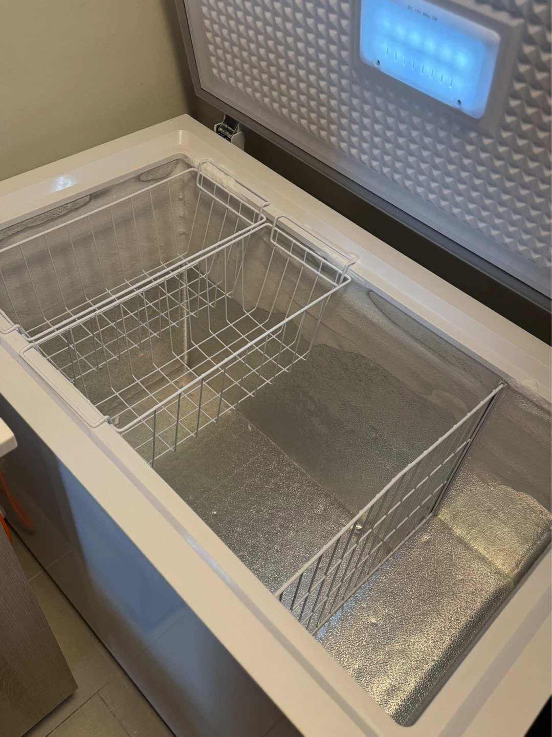 Danby Designer Chest Freezer - photo 2
