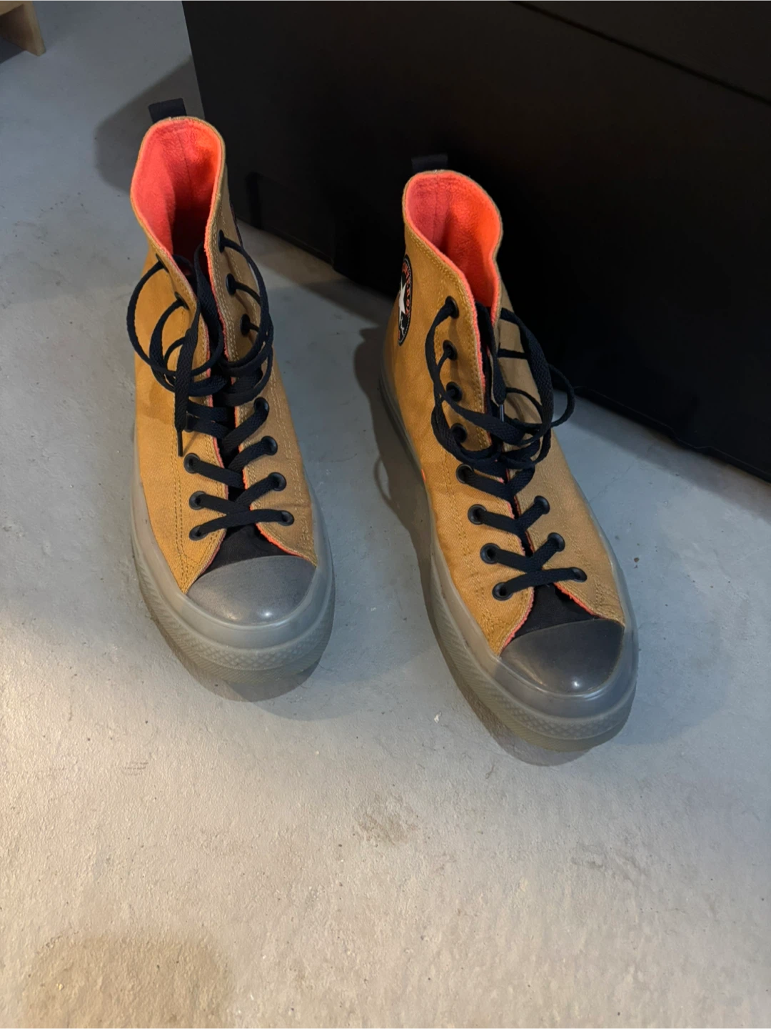 Converse Chuck Taylor All Star High Top Shoes - Size 11 - photo 2