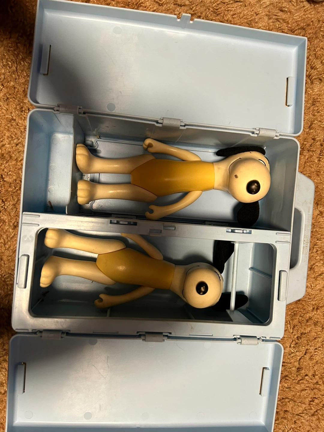 Snoopy Figurines with Carry Case - photo 2