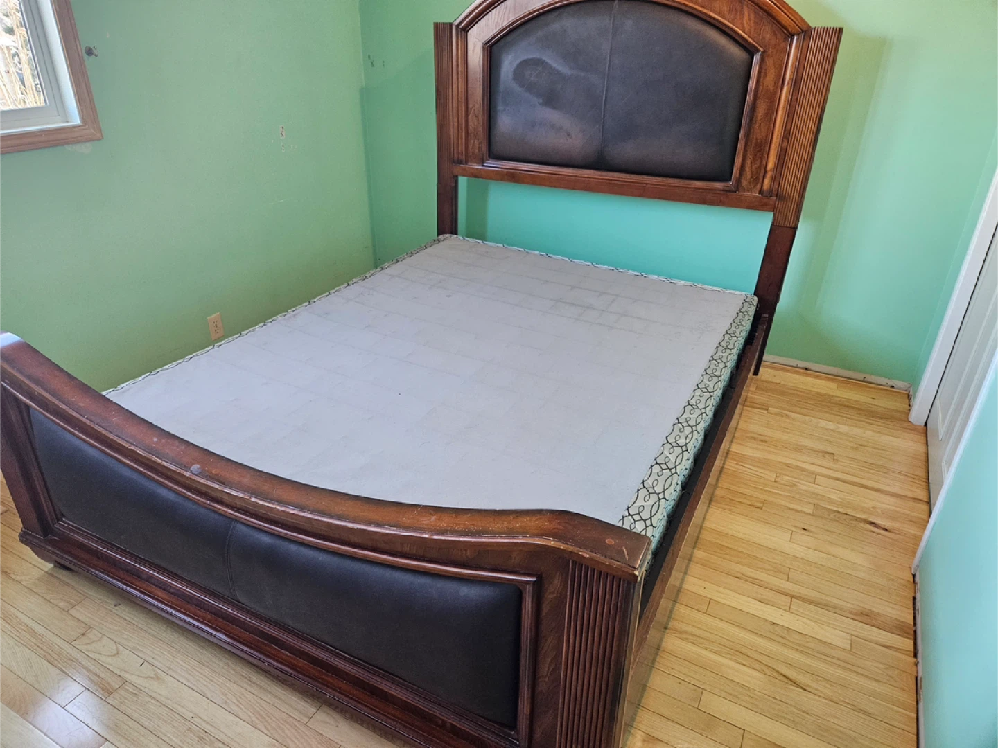 Wooden Bed Frame with Padded Headboard - photo 4