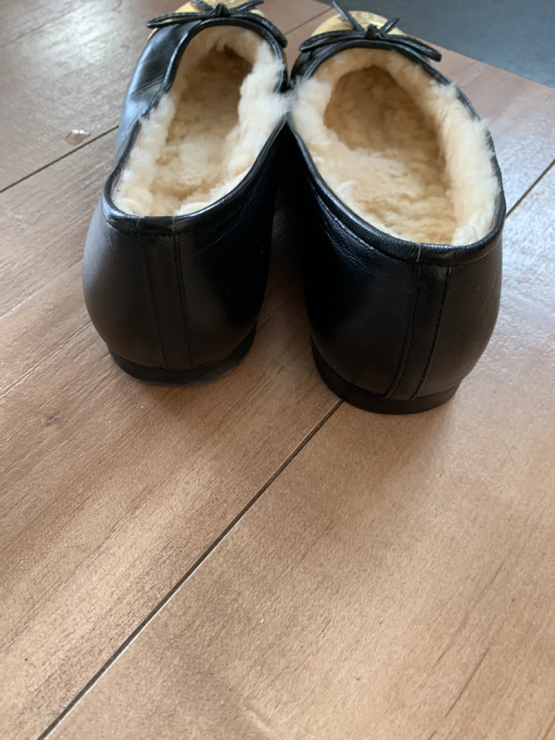 Chanel Black Leather & Gold Cap Toe Ballerina Flats - photo 4