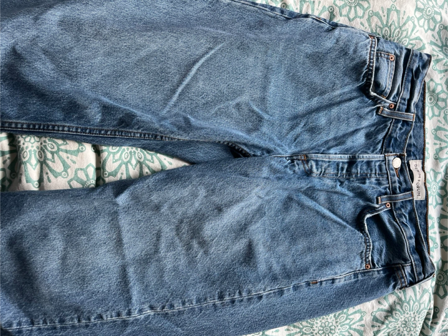 Denim forum low rise jeans!!!