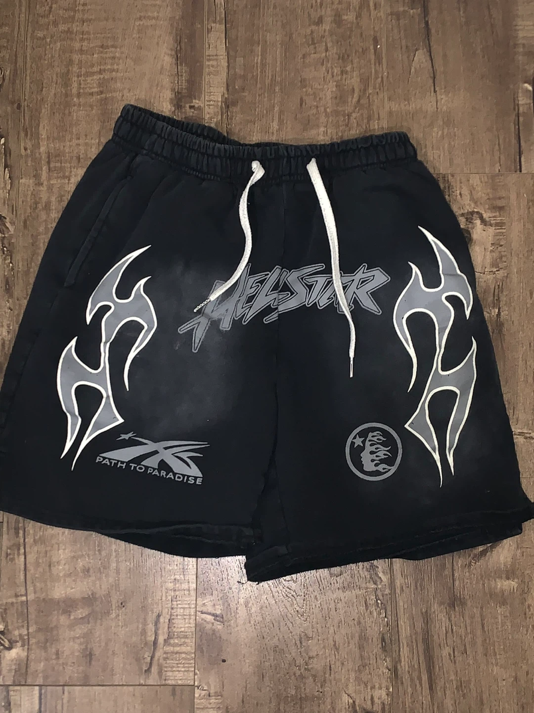 Hellstar Shorts - Black - Medium