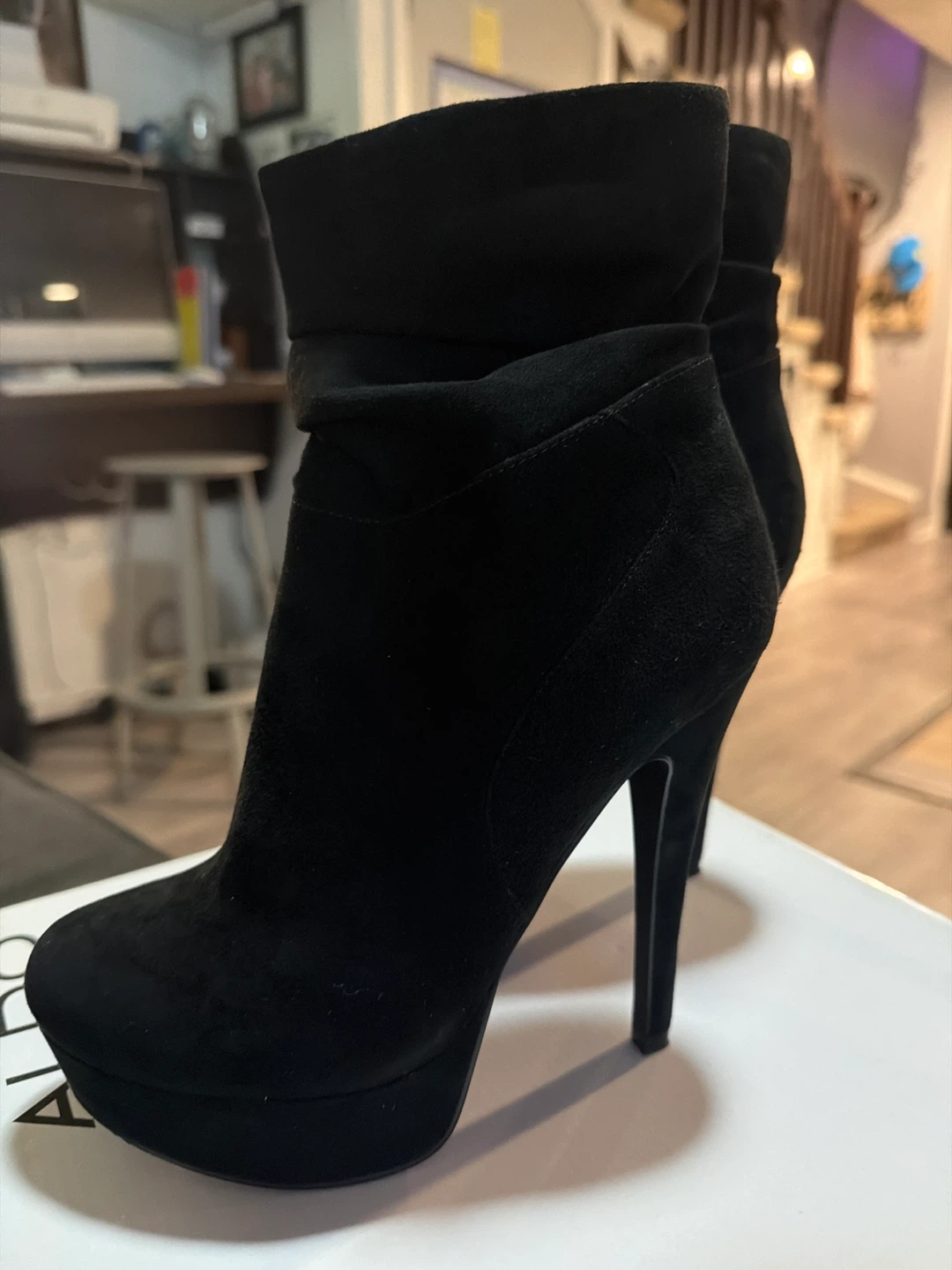 Black Suede Aldo Ankle Boots - photo 2