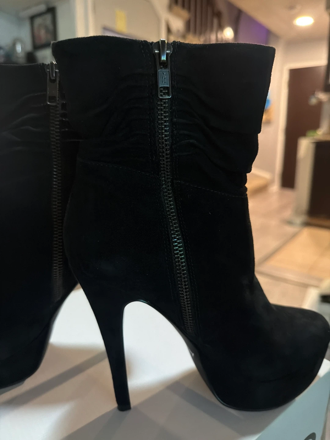 Black Suede Aldo Ankle Boots - photo 4