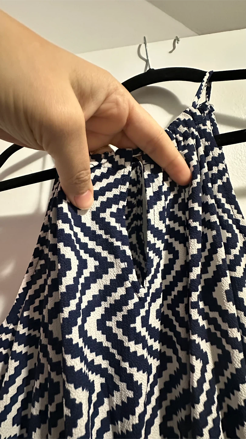 Valleygirl Navy & White Geometric Maxi Dress Size 10 - photo 4