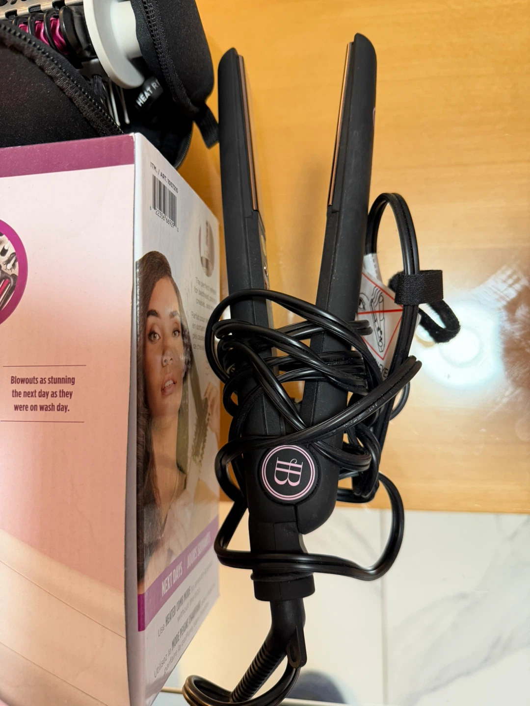 Bombay hair straightener and SHARK smoothstyle - photo 3