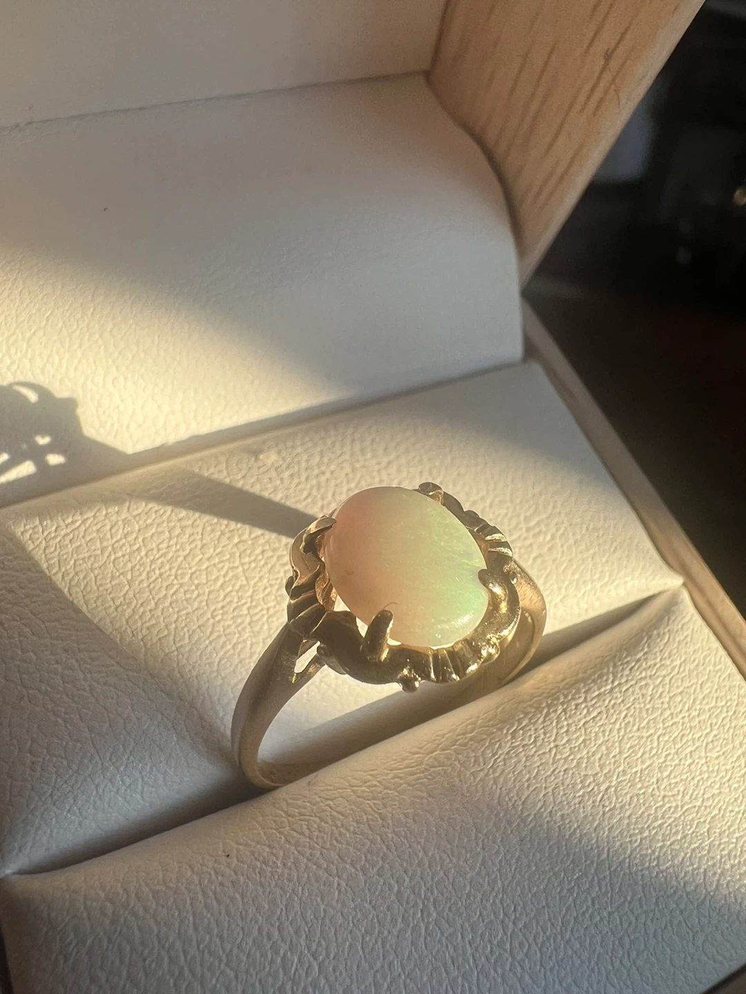 10 k Gold Opal Ring - photo 4