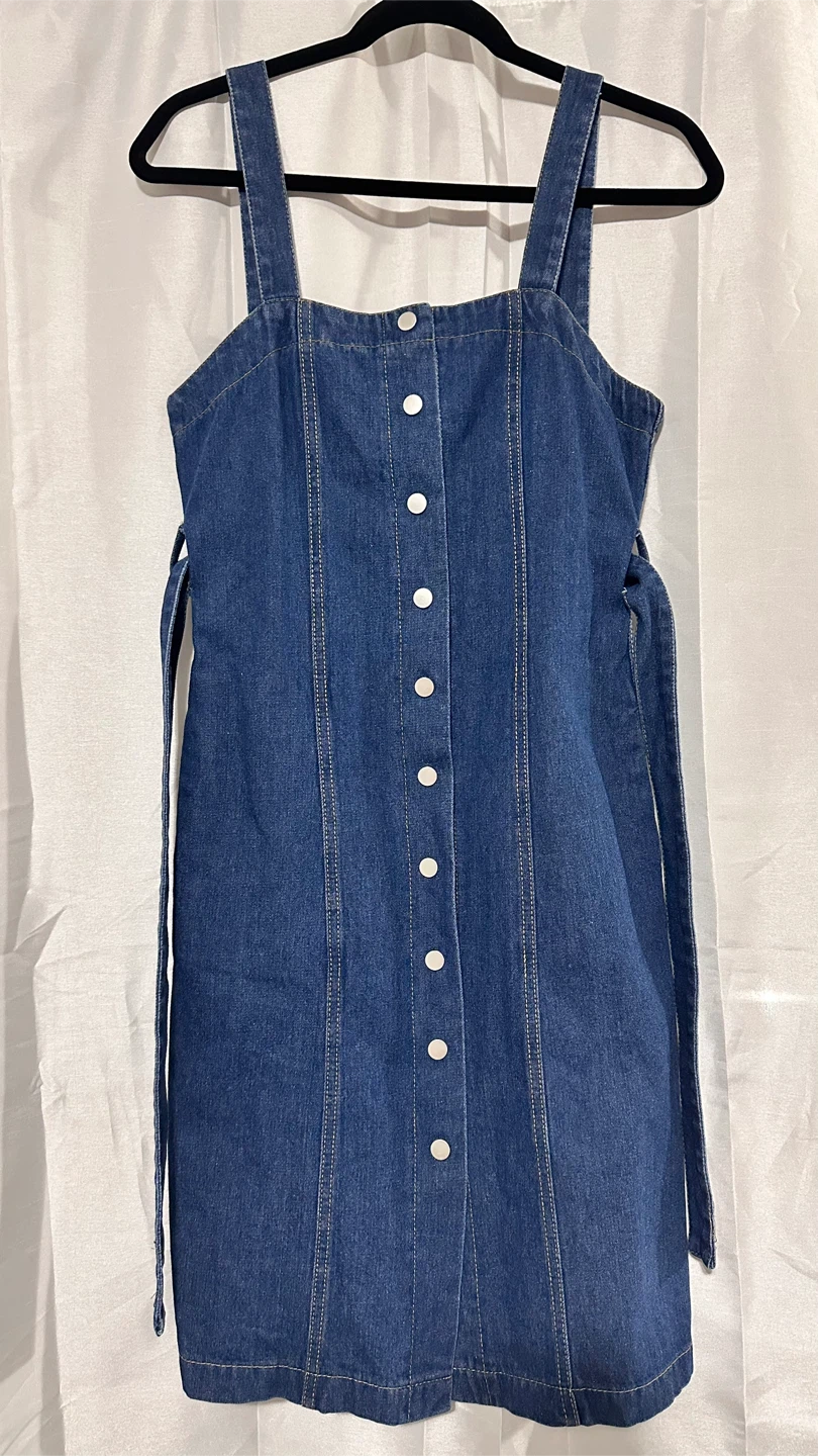 Denim Button-Front Dress with Belt and pockets