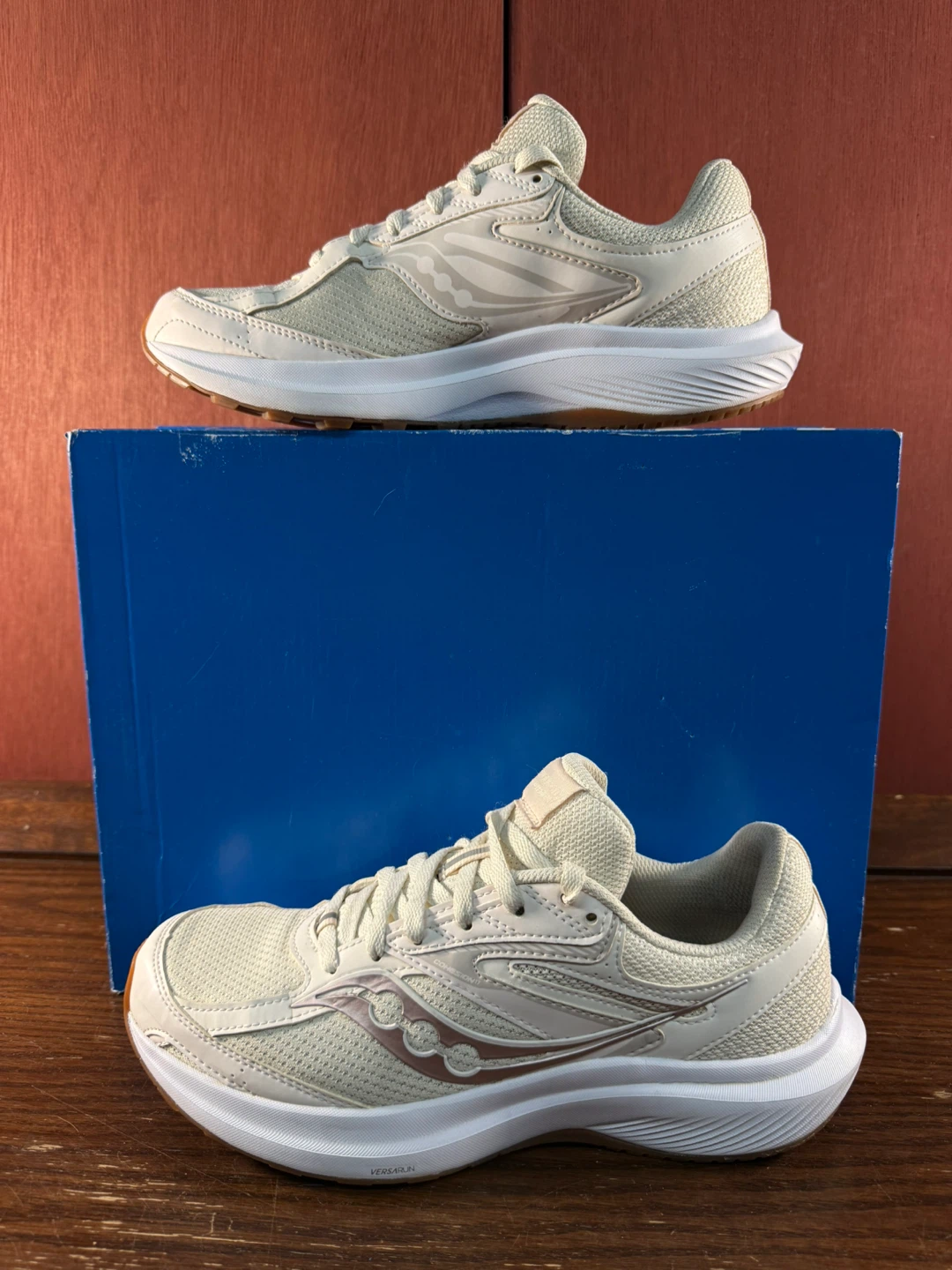 Saucony Cohesion 17 Women’s Running Shoes Pearl Gum Size US 9